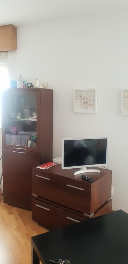 דירות Piso Con Piscina En סאדה מראה חיצוני תמונה