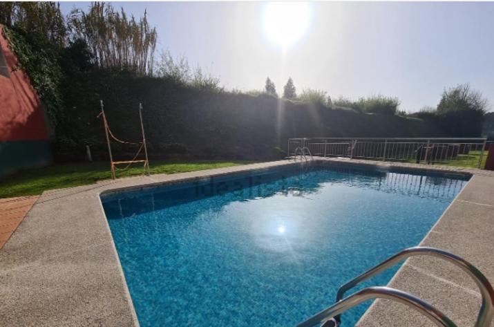 דירות Piso Con Piscina En סאדה מראה חיצוני תמונה